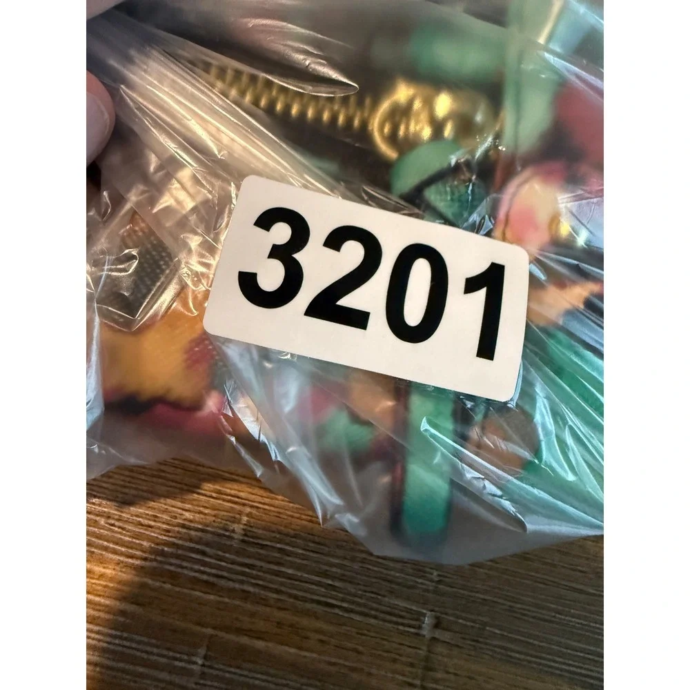 Steve Madden Floral Zip Around Wristlet Wallet Teal Pink‎ Gold Hardware